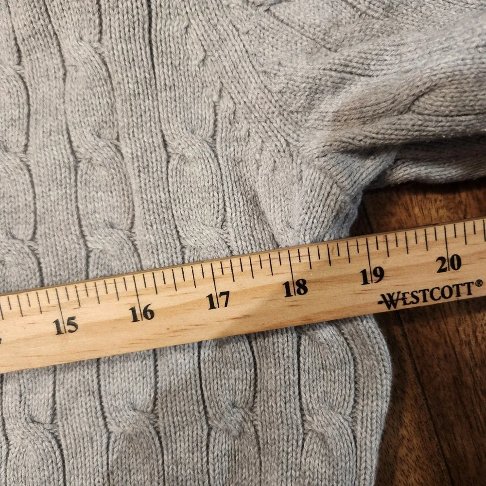 Tommy Hilfiger Womens Gray Cable V-Neck Sweater preppy classic. Fits L tag XL - Picture 4 of 5